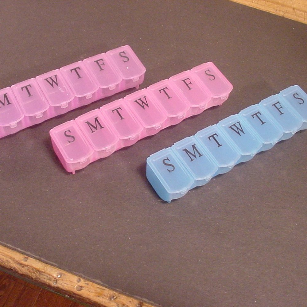 Weekly Pill Organizer - 7 Day Daily Pill Sorter - Three